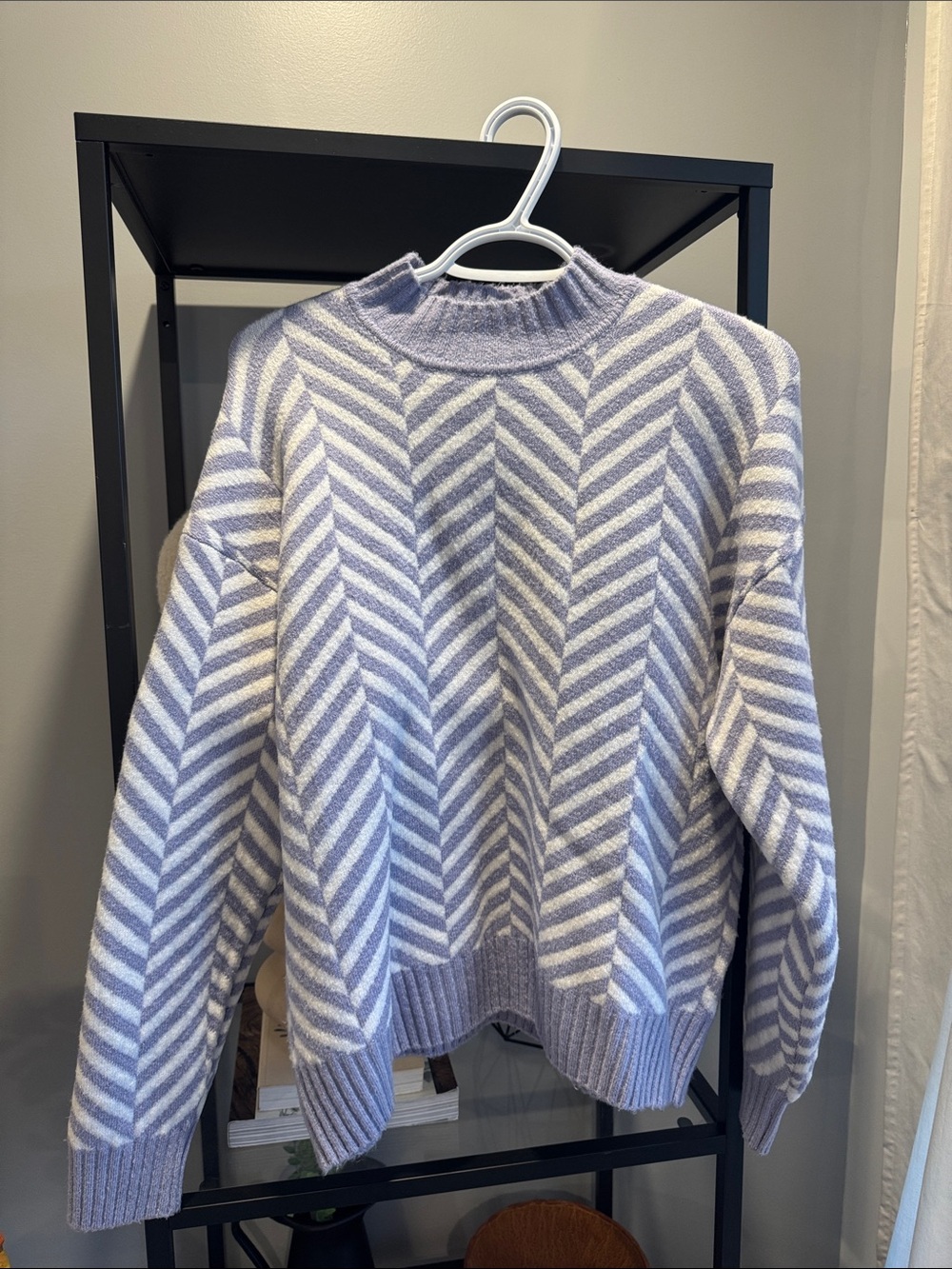 172.Purple& White Chevron Mock Neck Sweater